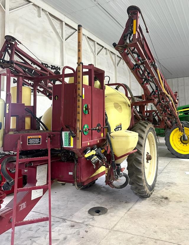 Image of Hardi Commander Plus 750 equipment image 1