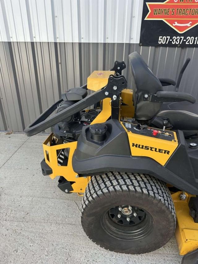 Image of Hustler Super Z equipment image 1