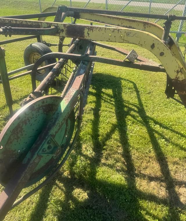 Image of John Deere 894 equipment image 4