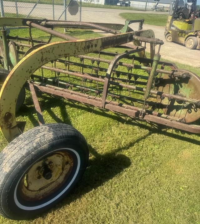 Image of John Deere 894 equipment image 2