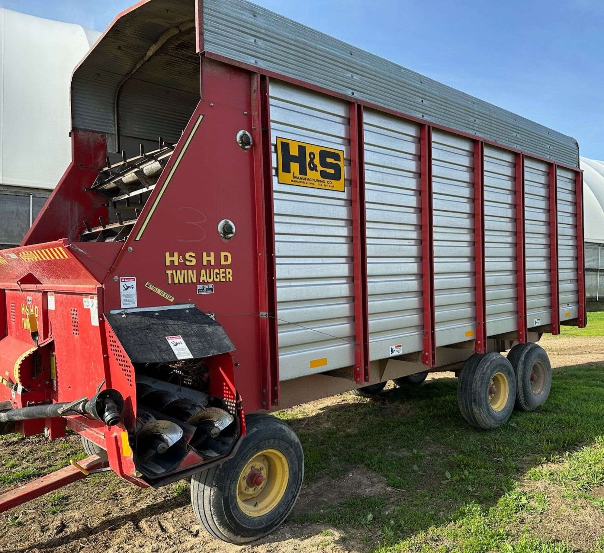 H&S Twin Auger HD Equipment Image0