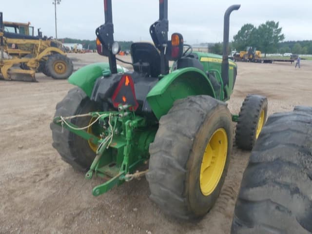 Image of John Deere 5045E equipment image 2
