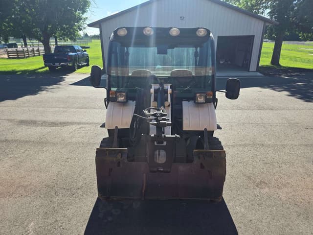 Image of Bobcat Toolcat 5600 equipment image 3