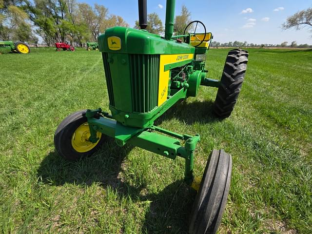 Image of John Deere 520 equipment image 3