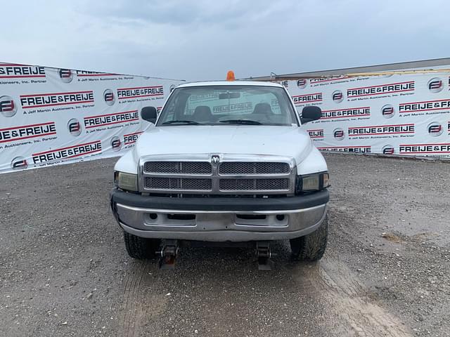 Image of Dodge Ram 2500 equipment image 1