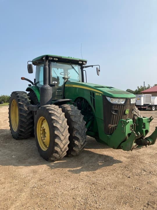 Image of John Deere 8310R equipment image 3