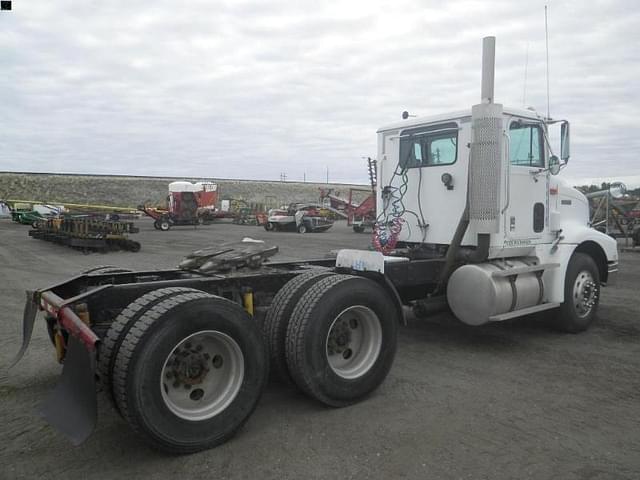 Image of International 9400 equipment image 4