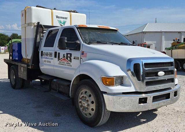 Image of Ford F-650 equipment image 2