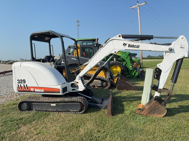 Image of Bobcat 329 equipment image 1
