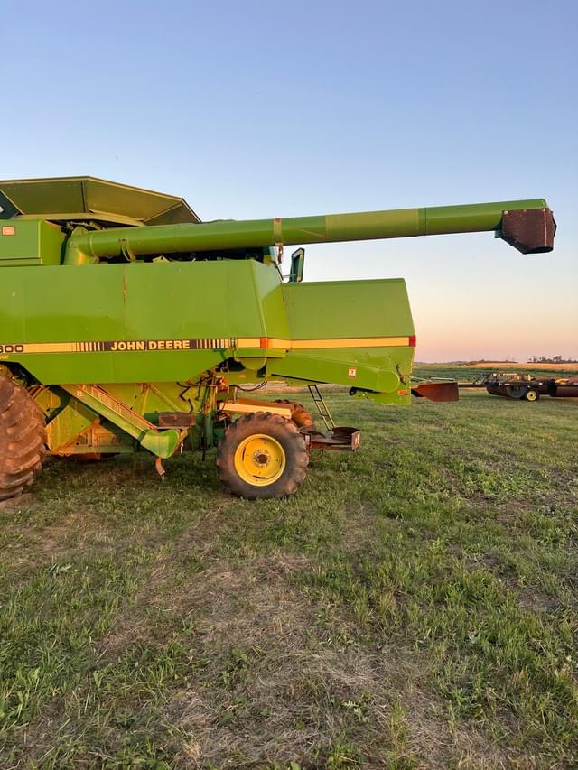 Image of John Deere 9600 equipment image 3