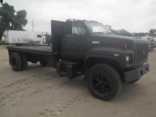 Image of Chevrolet Kodiak equipment image 2