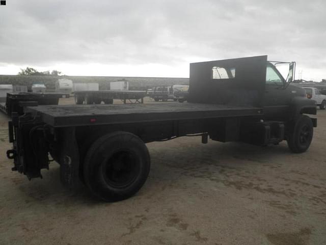Image of Chevrolet Kodiak equipment image 4