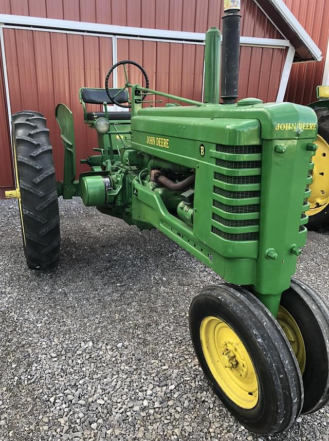 Image of John Deere B equipment image 2