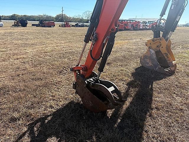 Image of Kubota KX033-4 equipment image 1