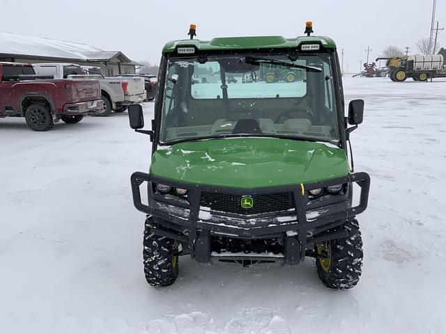 Image of John Deere XUV 835R equipment image 4