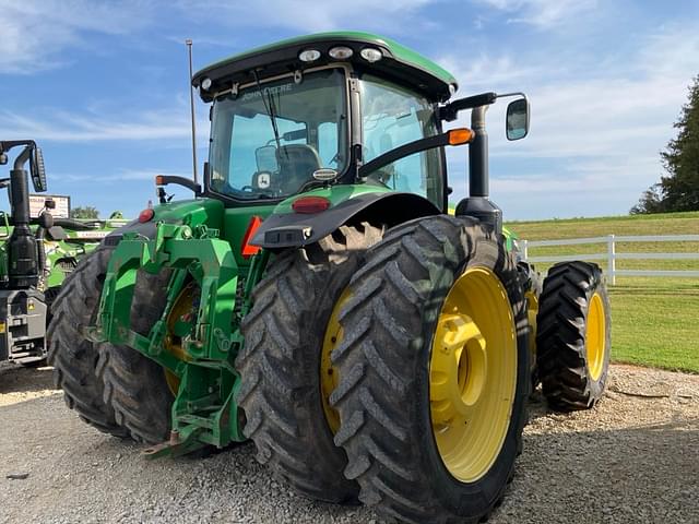 Image of John Deere 8360R equipment image 3