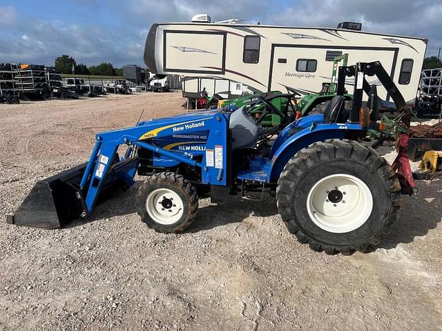 Image of New Holland Workmaster 40 equipment image 3