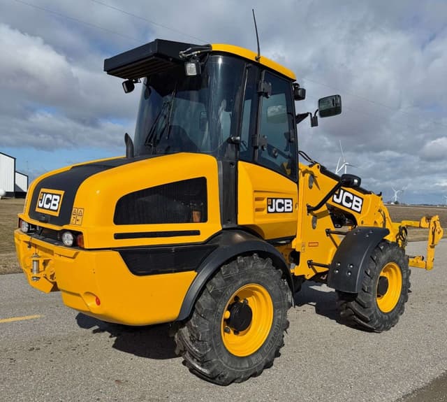 Image of JCB TM220 equipment image 4