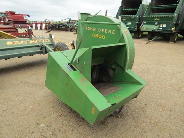 Image of John Deere 6500 equipment image 2