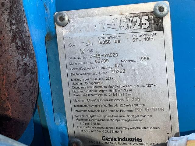 Image of Genie Z-45/25 equipment image 4