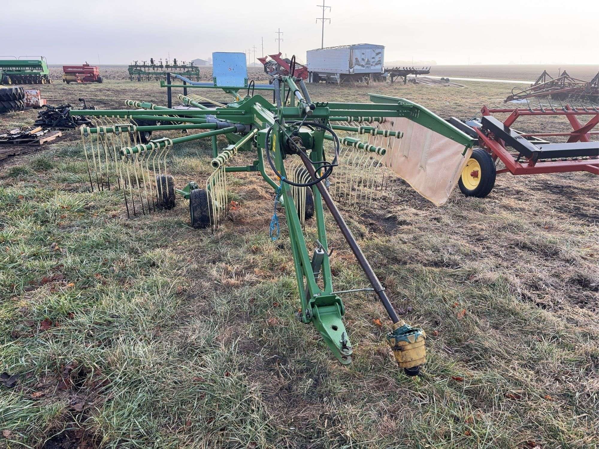 2012 Krone Swadro 42T Equipment Image0