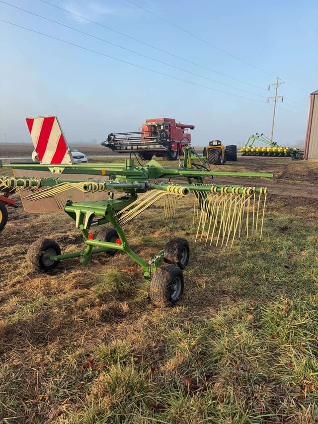 Image of Krone Swadro 42T equipment image 4