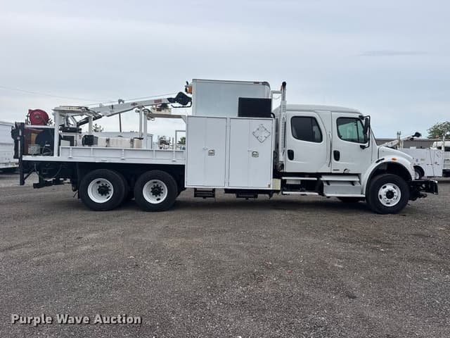 Image of Freightliner Business Class M2 equipment image 3