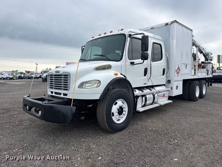 2012 Freightliner Business Class M2 Equipment Image0