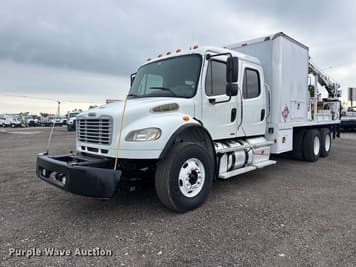 Main image Freightliner Business Class M2