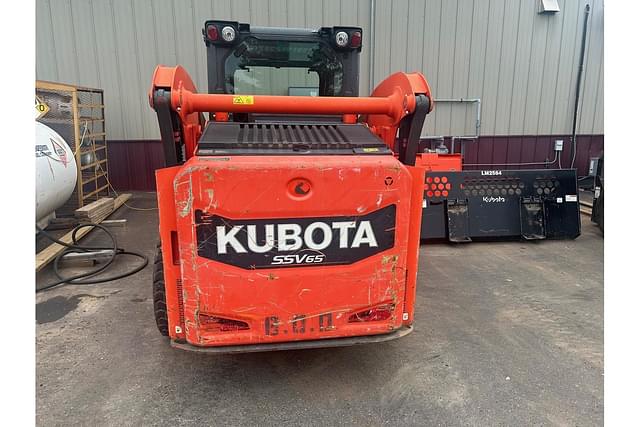 Image of Kubota SSV65 equipment image 3