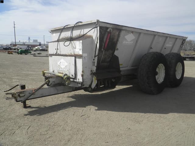 Image of Kuhn Knight 8140 equipment image 1