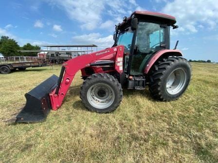 Main image Mahindra 7060