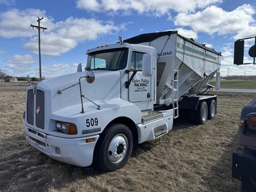 Image of Kenworth T800 Primary image