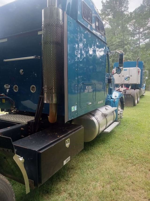 Image of International 9400 equipment image 2