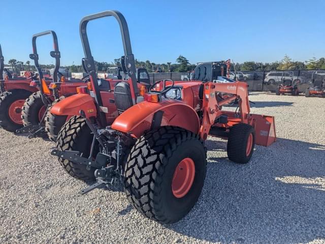 Image of Kubota M5660SU equipment image 4