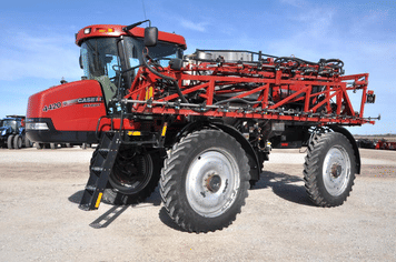 Main image Case IH Patriot 4420
