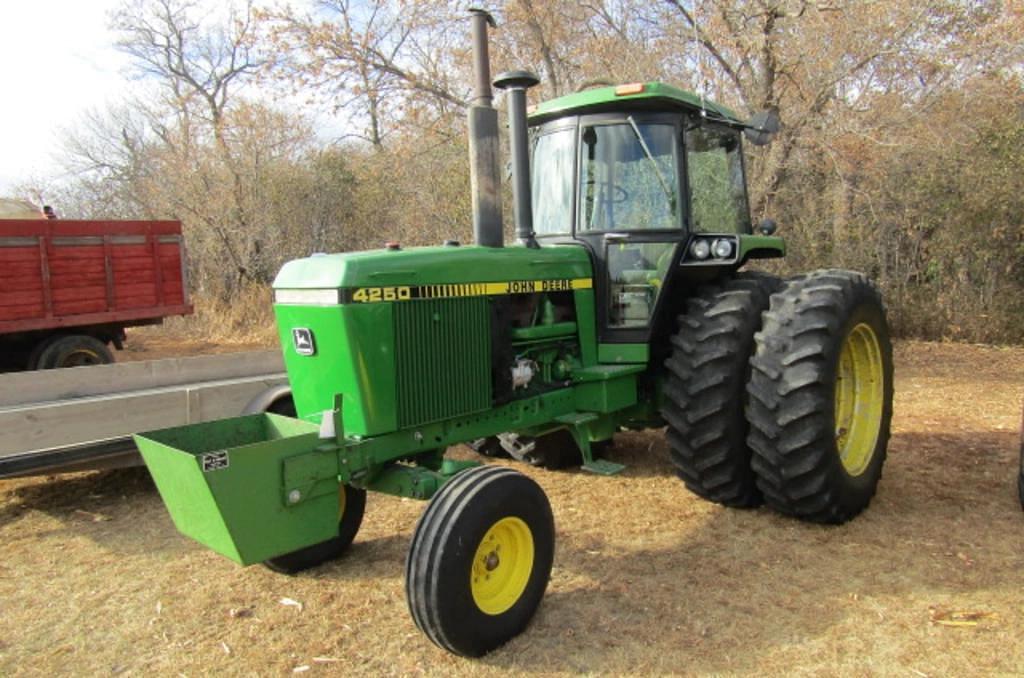 Image of John Deere 4250 Primary image