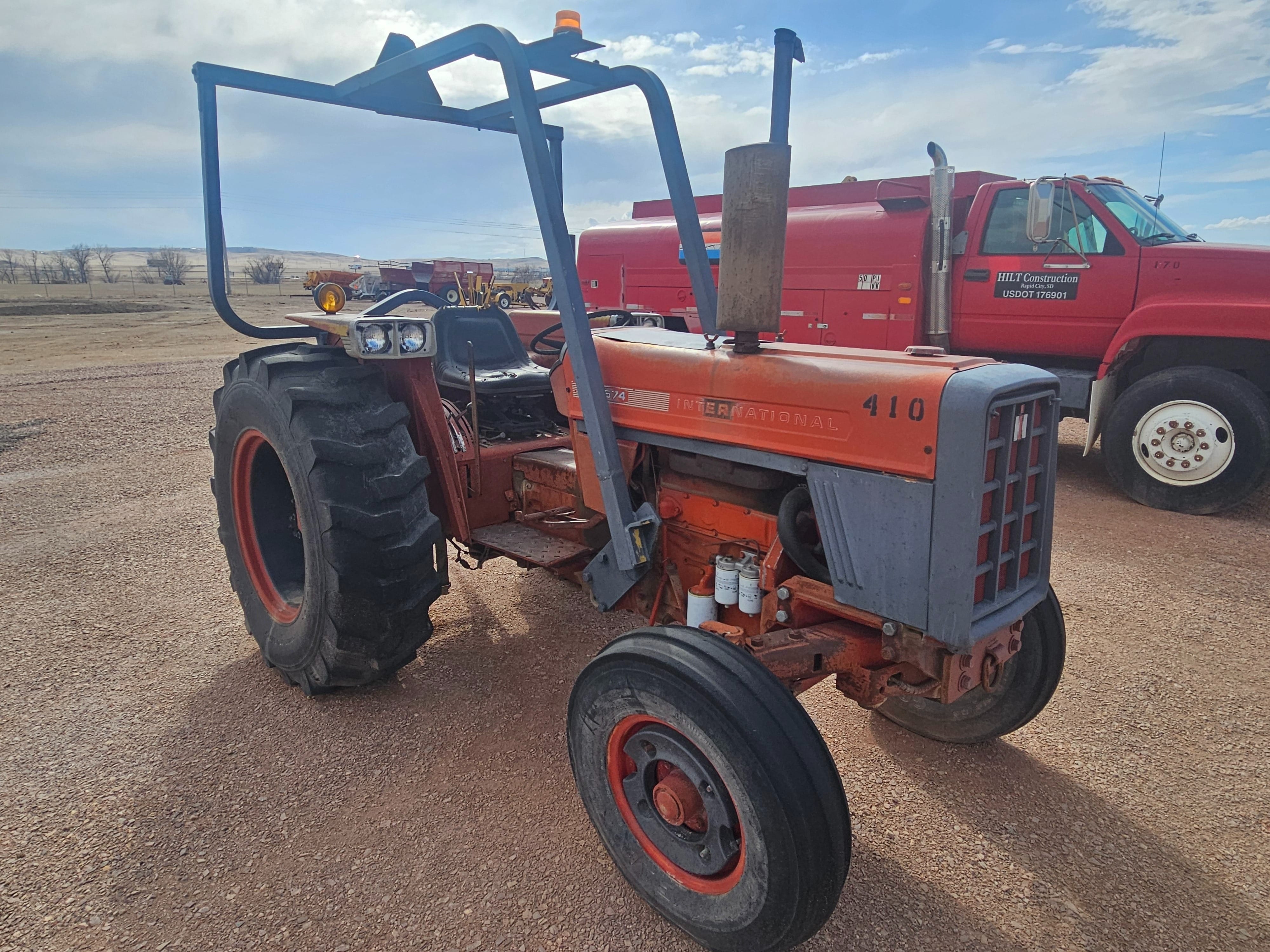 Main image International Harvester 574