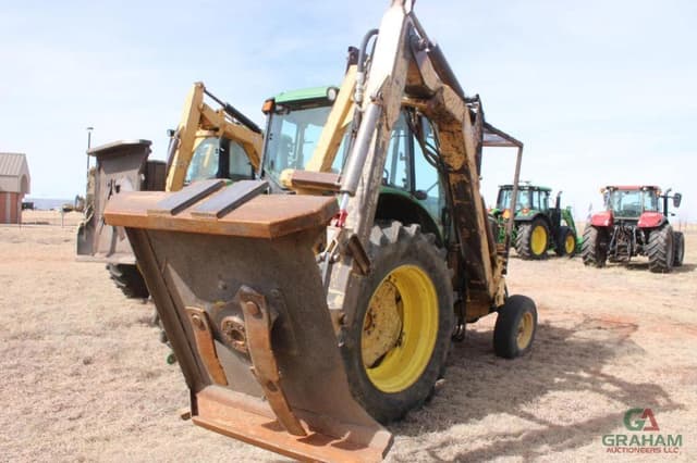 Image of John Deere 6615 equipment image 2