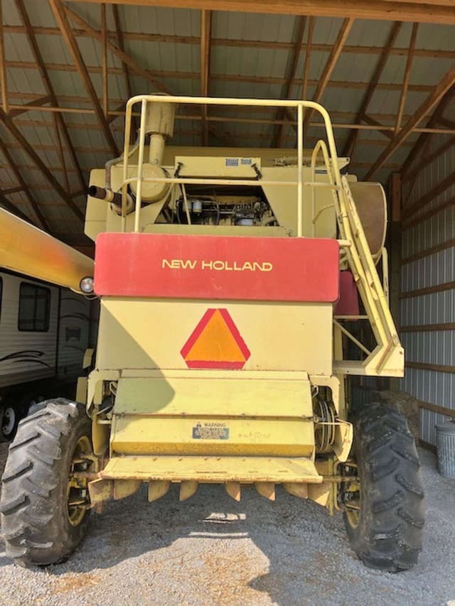 Image of New Holland TR75 equipment image 2