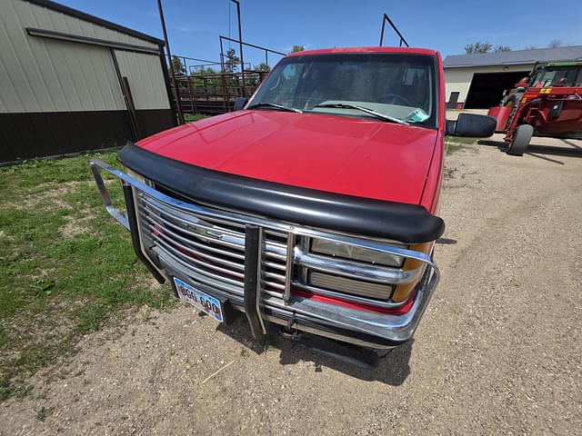 Image of Chevrolet 1500 equipment image 1
