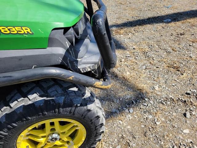 Image of John Deere XUV 835R equipment image 2