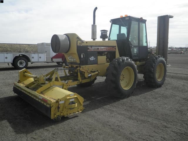 Image of New Holland 9030 equipment image 4