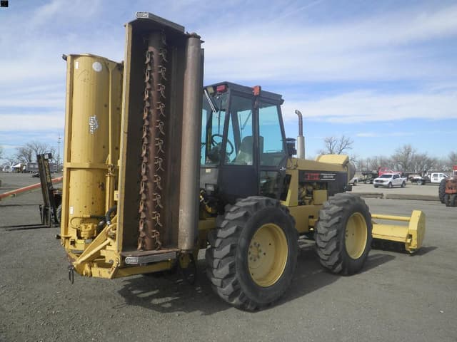 Image of New Holland 9030 equipment image 1