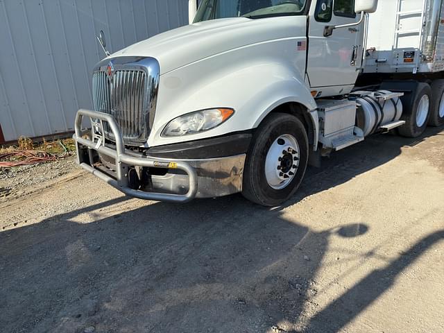 Image of International ProStar equipment image 1