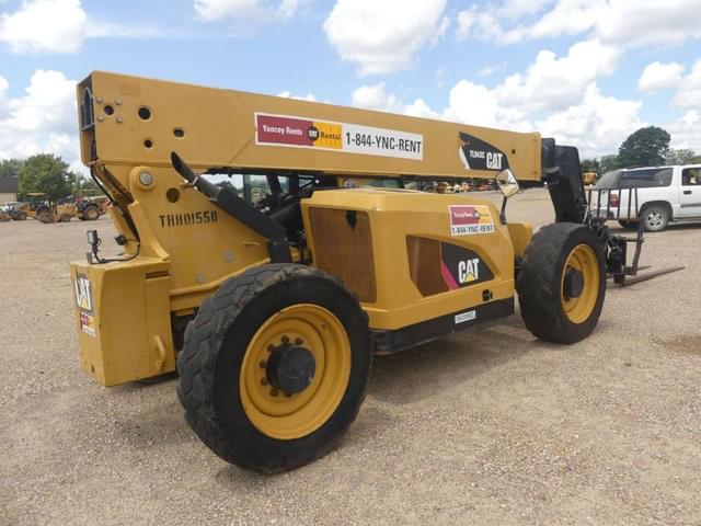 Image of Caterpillar TL943C equipment image 2