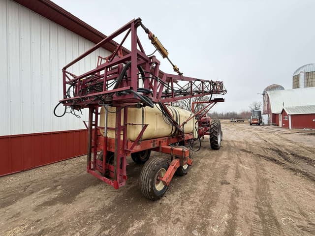 Image of Hardi TR1000 equipment image 3