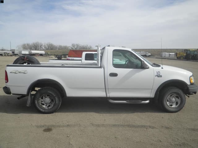 Image of Ford F-150 equipment image 3