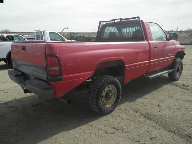 Image of Dodge Ram 2500 equipment image 4