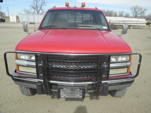 Image of Chevrolet 3500 equipment image 1